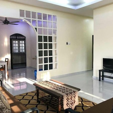 Family Homestay Kuala Terengganu Eksteriør billede