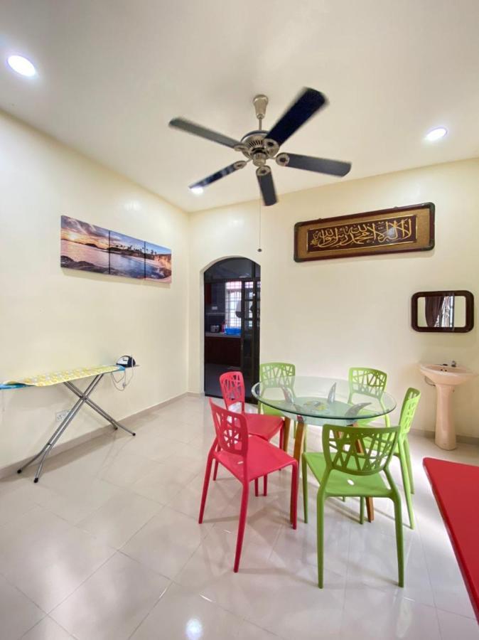 Family Homestay Kuala Terengganu Eksteriør billede