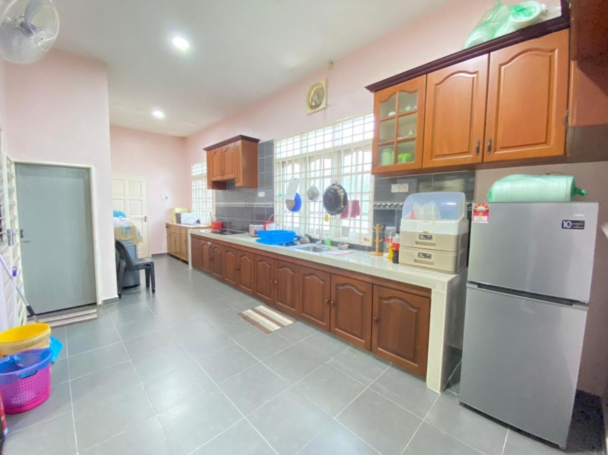 Family Homestay Kuala Terengganu Eksteriør billede