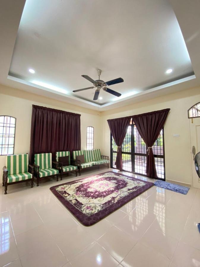 Family Homestay Kuala Terengganu Eksteriør billede