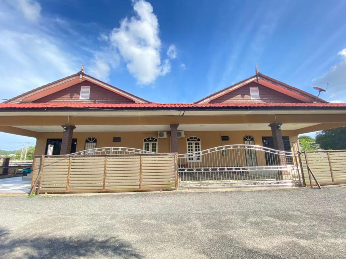 Family Homestay Kuala Terengganu Eksteriør billede