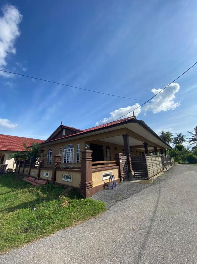 Family Homestay Kuala Terengganu Eksteriør billede
