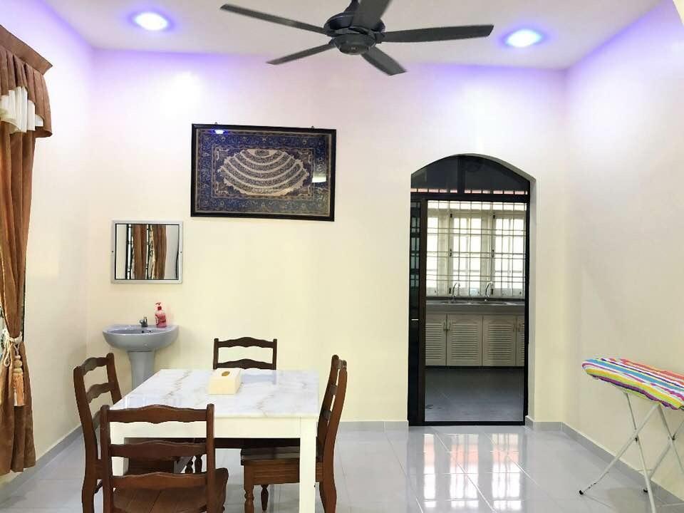 Family Homestay Kuala Terengganu Eksteriør billede